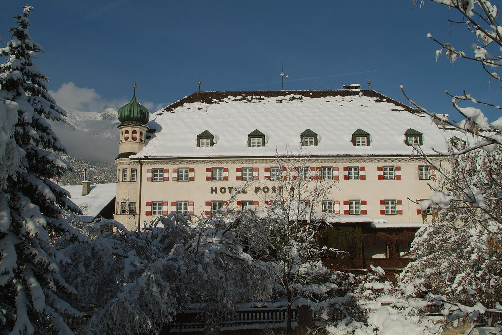 Schlosshotel Post Edelfreisitz Sprengenstein Imst Szoba fotó
